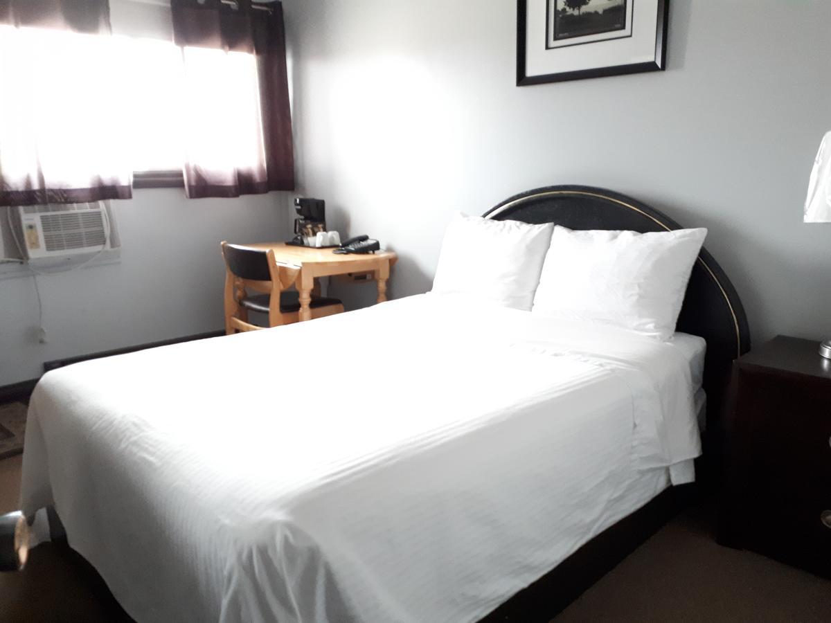 Interlake Motel Ashern 외부 사진